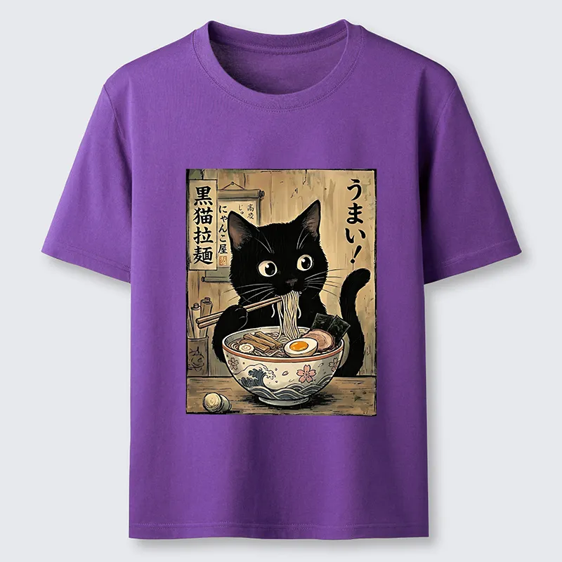 Tokyo-Tiger Black Cat Eats Delicious Japanese Ramen Classic T-Shirt