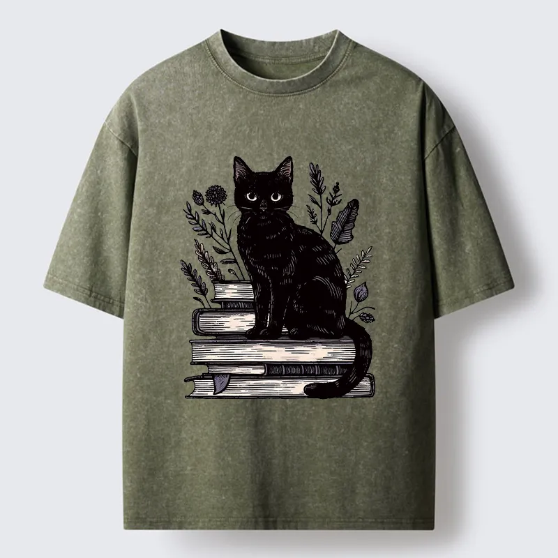 Tokyo-Tiger Books And Cats Washed T-Shirt