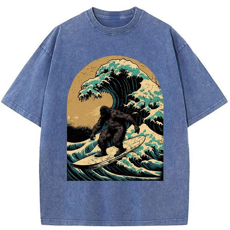 Tokyo-Tiger Bigfoot Surfing Washed T-Shirt