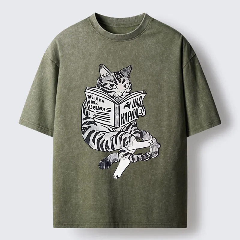 Tokyo-Tiger Cat Reading Books Washed T-Shirt