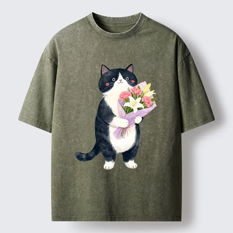 Tokyo-Tiger Sweet Cat Delivers Flowers Washed T-Shirt