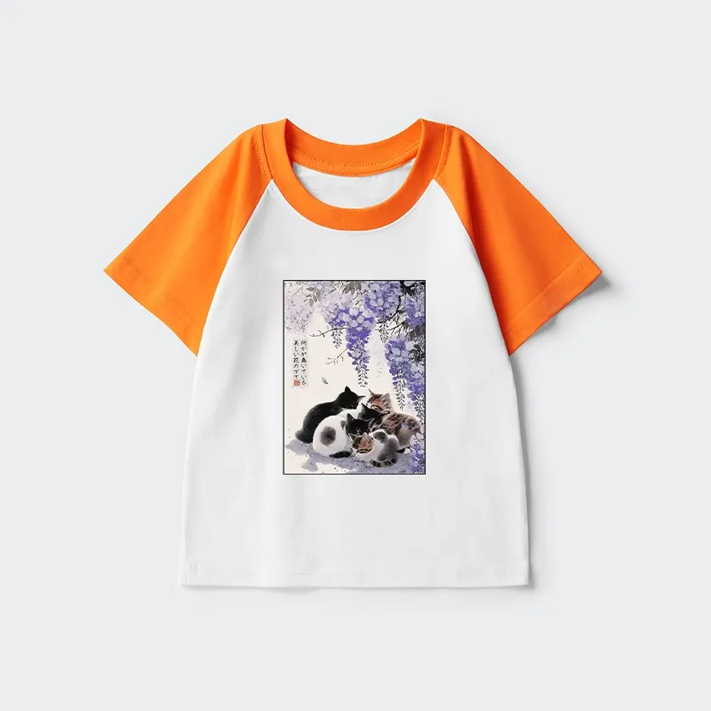 Tokyo-Tiger Cats plotting under the wisteria Kids Raglan T-shirt
