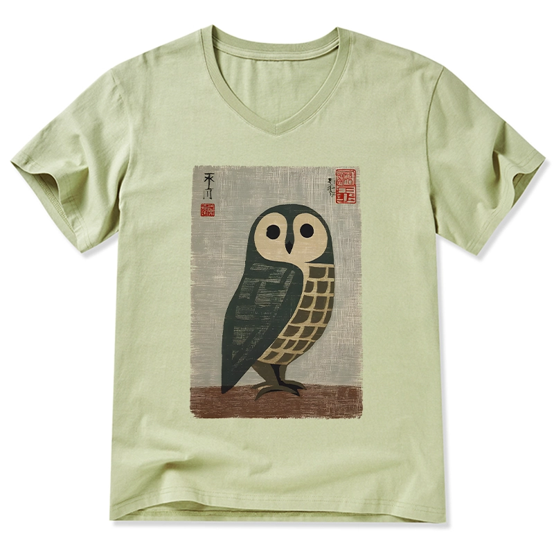 Tokyo-Tiger Traditional Owl In Japanese Art V-Neck Classic T-Shirt