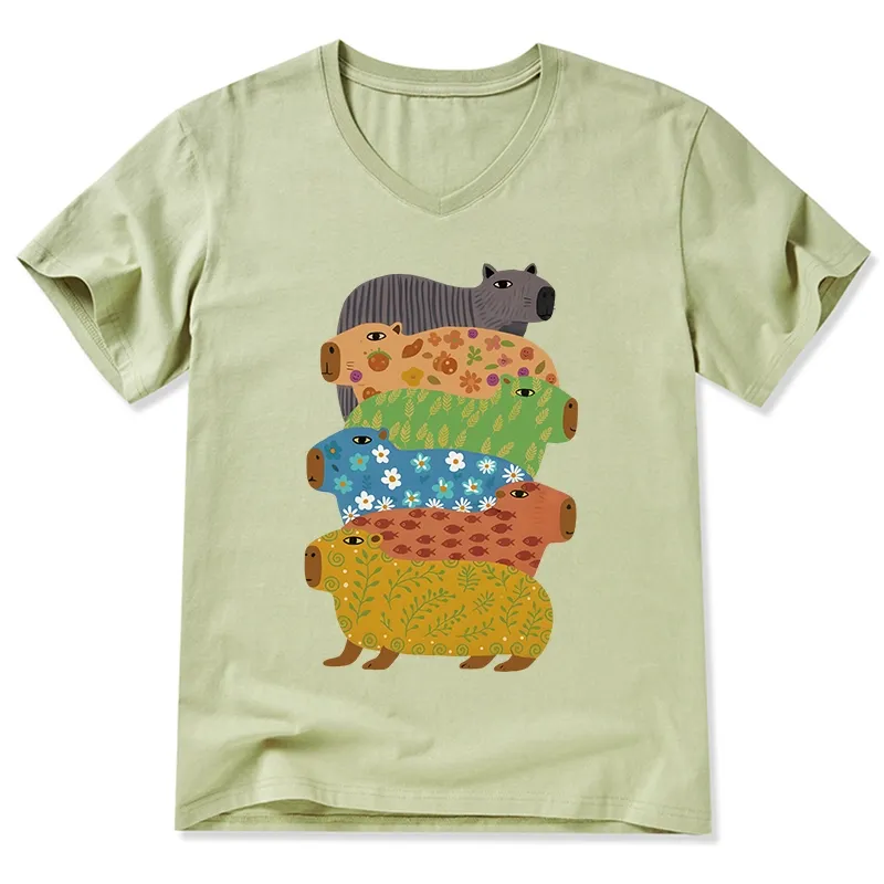 Tokyo-Tiger Colorful Capybaras V-Neck Classic T-Shirt