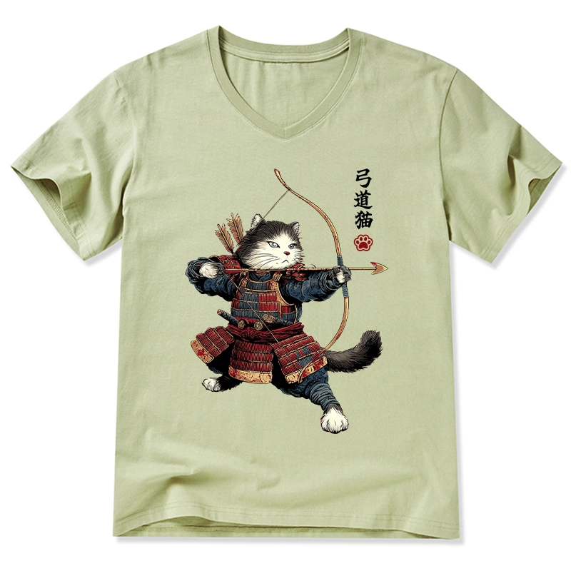 Tokyo-Tiger Kyudo Samurai Cat V-Neck Classic T-Shirt