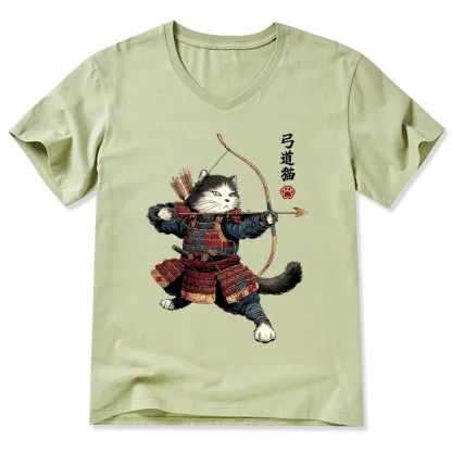 Tokyo-Tiger Kyudo Samurai Cat V-Neck Classic T-Shirt