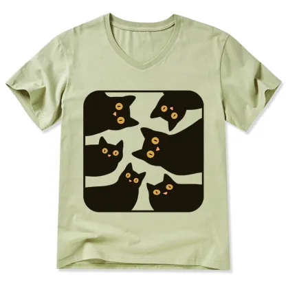 Tokyo-Tiger Cats Are Watching You V-Neck Classic T-Shirt