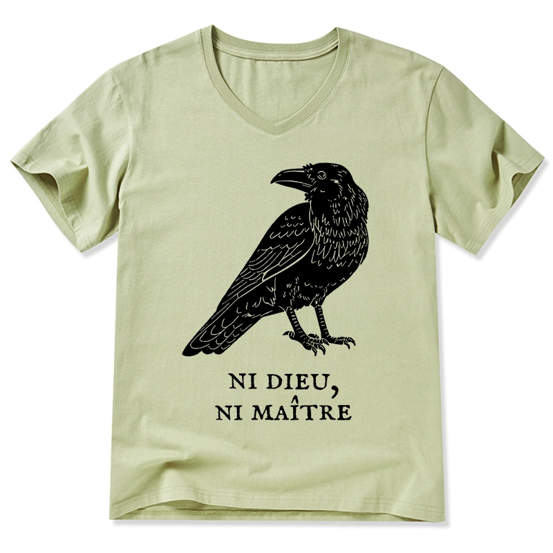 Tokyo-Tiger Crow Have A Strong Sense Of Self V-Neck Classic T-Shirt