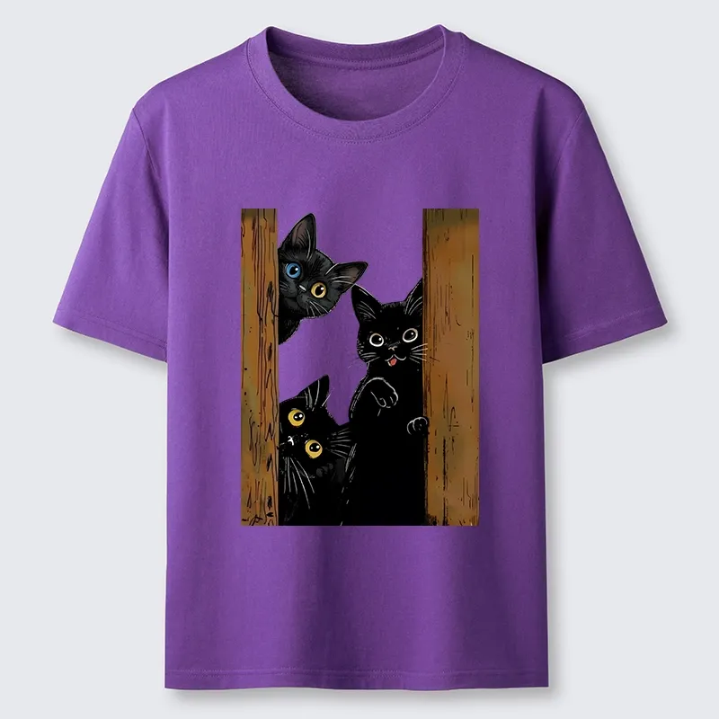 Tokyo-Tiger Funny Cats Spying On You Classic T-Shirt