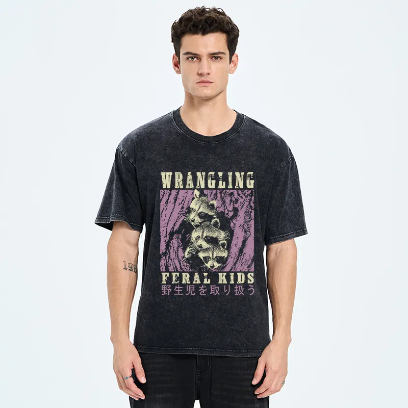 Tokyo-Tiger Wrangling Feral Raccoon Kids Washed T-Shirt