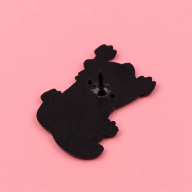 Tokyo-Tiger Funny Embarrassed Cat Pin