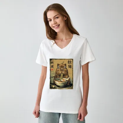 Tokyo-Tiger Cute Capybara Eating Ramen V-Neck Classic T-Shirt
