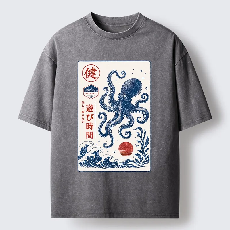 Tokyo-Tiger Octopus Swims In Wild Ocean Waves Washed T-Shirt