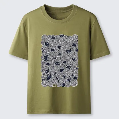 Tokyo-Tiger Tiny Black Cats Hide In Yarn Balls Classic T-Shirt