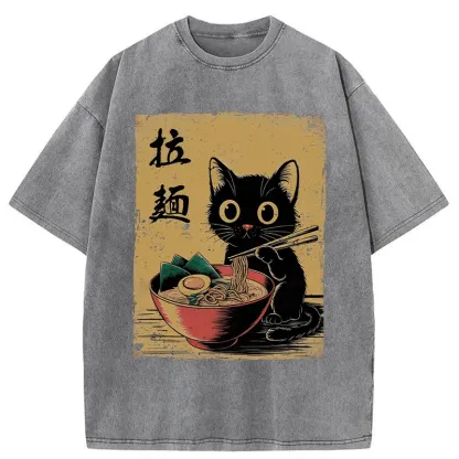 Tokyo-Tiger Retro Black Cat Eating Ramen Washed T-Shirt