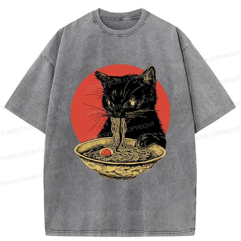 Tokyo-Tiger Retro Black Cat Eating Ramen Washed T-Shirt