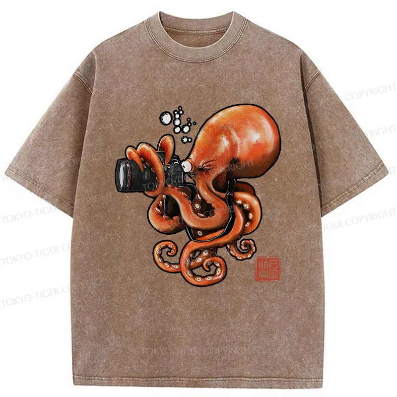 Tokyo-Tiger Photographer Octopus Washed T-Shirt