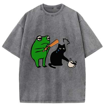 Tokyo-Tiger Funny Frog Hit The Cat Washed T-Shirt