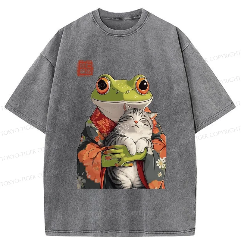 Tokyo-Tiger Frog Holding A Cute Cat Washed T-Shirt