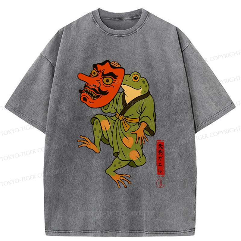 Tokyo-Tiger Frog Holding A Tengu Mask Washed T-Shirt