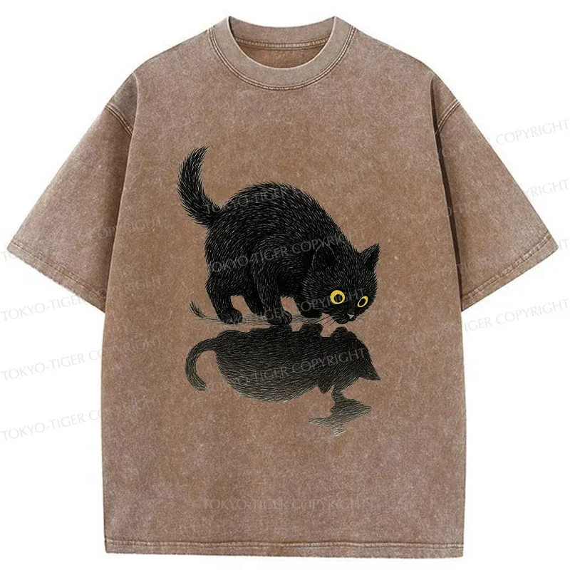 Tokyo-Tiger Cat Drinking Water Washed T-Shirt