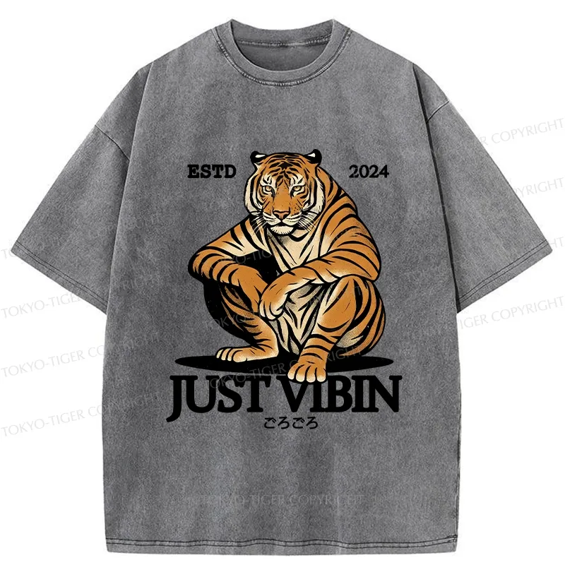 Tokyo-Tiger Sitting Tiger Washed T-Shirt