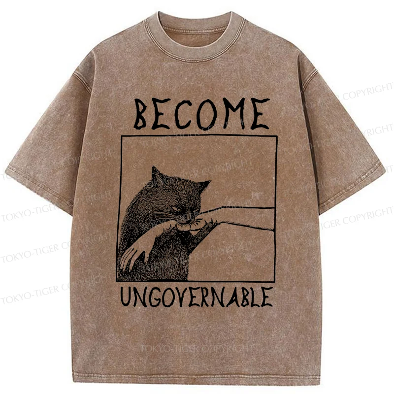Tokyo-Tiger Cat Biting Arm Washed T-Shirt