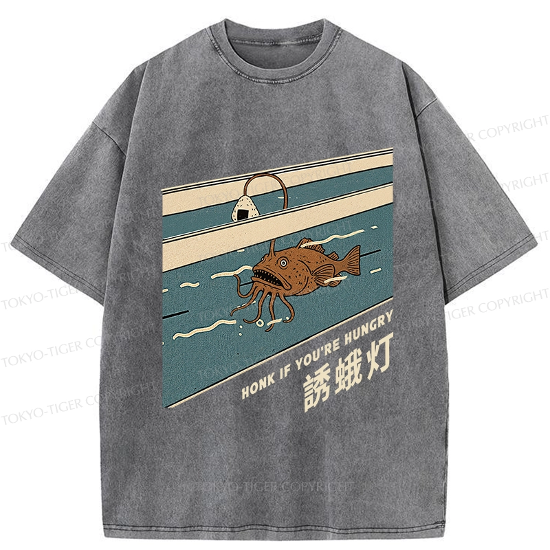Tokyo-Tiger Moth-attracting Lamp Washed T-Shirt