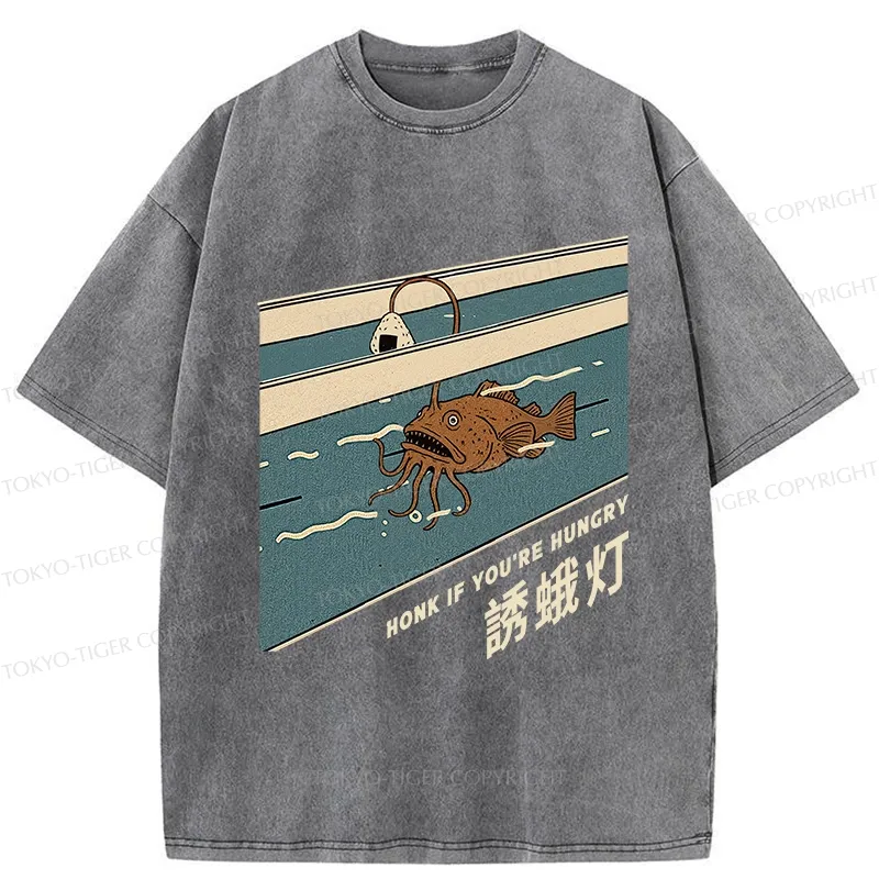Tokyo-Tiger Moth-attracting Lamp Washed T-Shirt