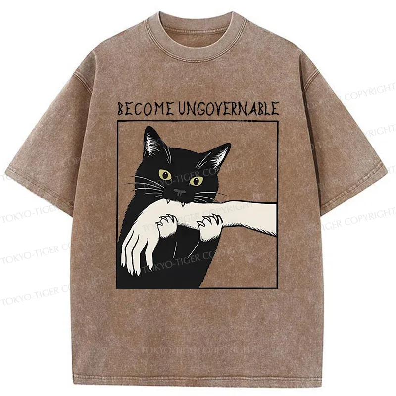 Tokyo-Tiger Black Cat Biting Washed T-Shirt