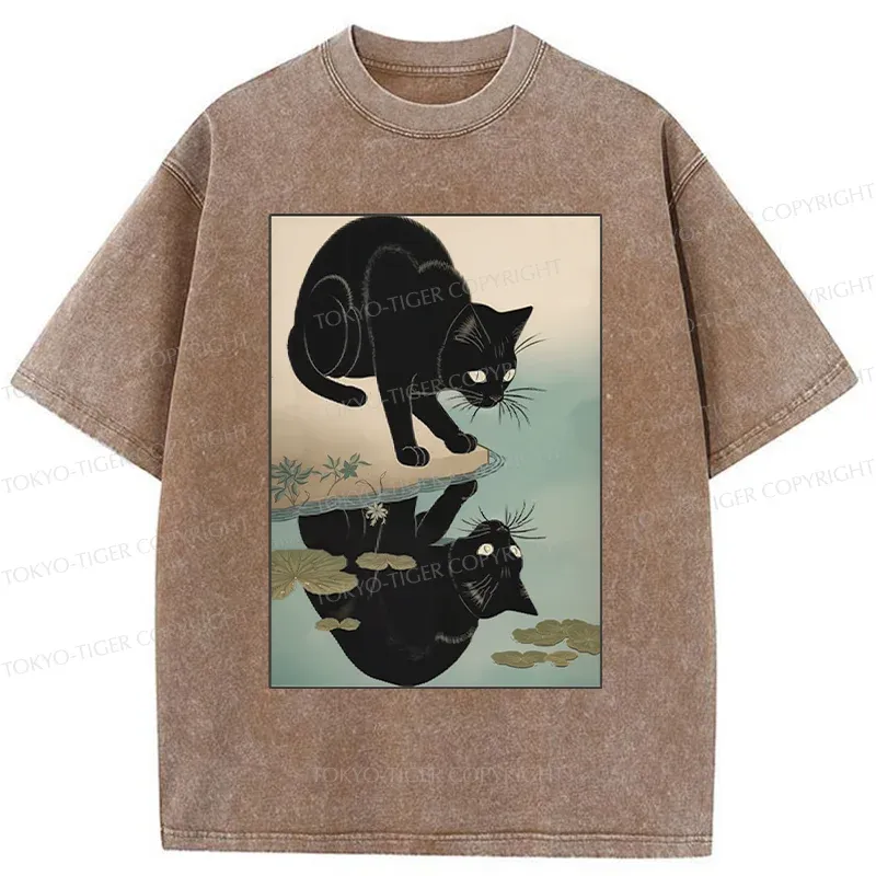 Tokyo-Tiger Cat Drinking River Water Washed T-Shirt