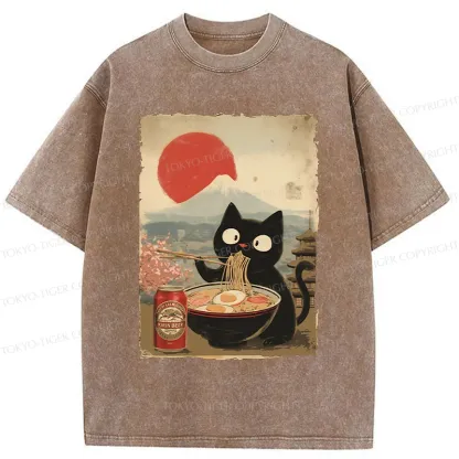 Tokyo-Tiger Cat Eating Ramen And Drinking Beer Washed T-Shirt