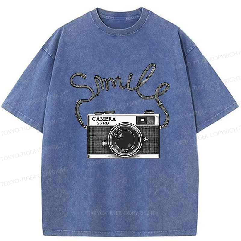 Tokyo-Tiger Smile Camera Washed T-Shirt