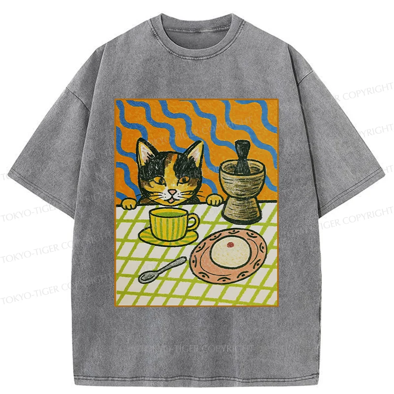 Tokyo-Tiger Cat Waiting For Afternoon Tea Washed T-Shirt