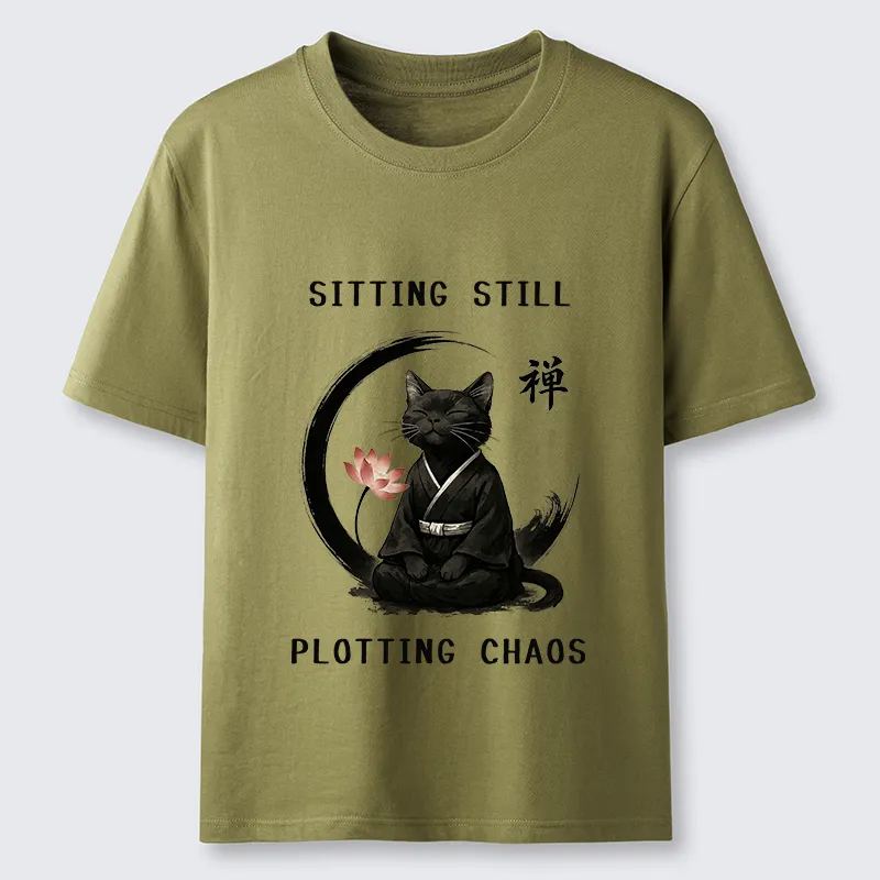 Tokyo-Tiger Sitting still  plotting chaos Calming Zen Cat Funny Classic T-Shirt