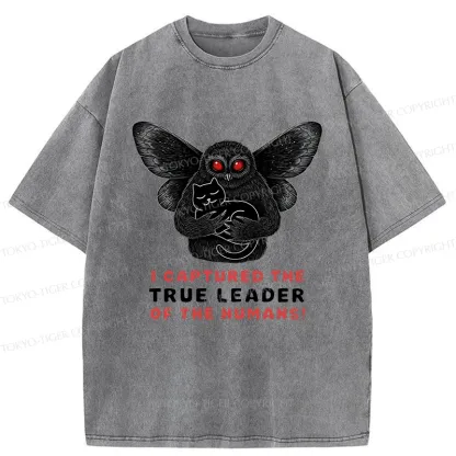 Tokyo-Tiger Mothman Catches Cat Washed T-Shirt