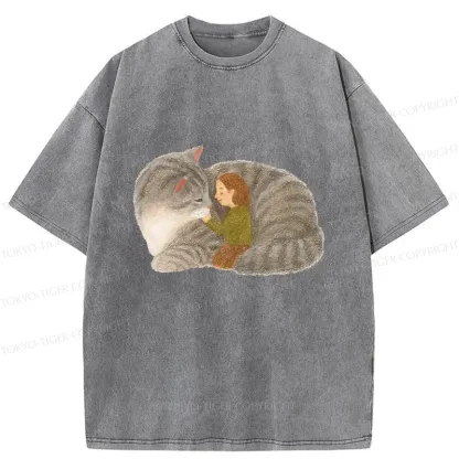 Tokyo-Tiger Girl Hugging Cat Washed T-Shirt