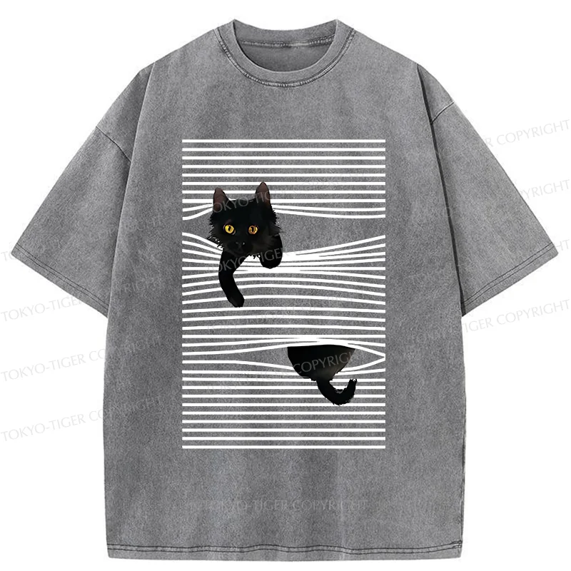 Tokyo-Tiger Cat Scratching Curtain Washed T-Shirt