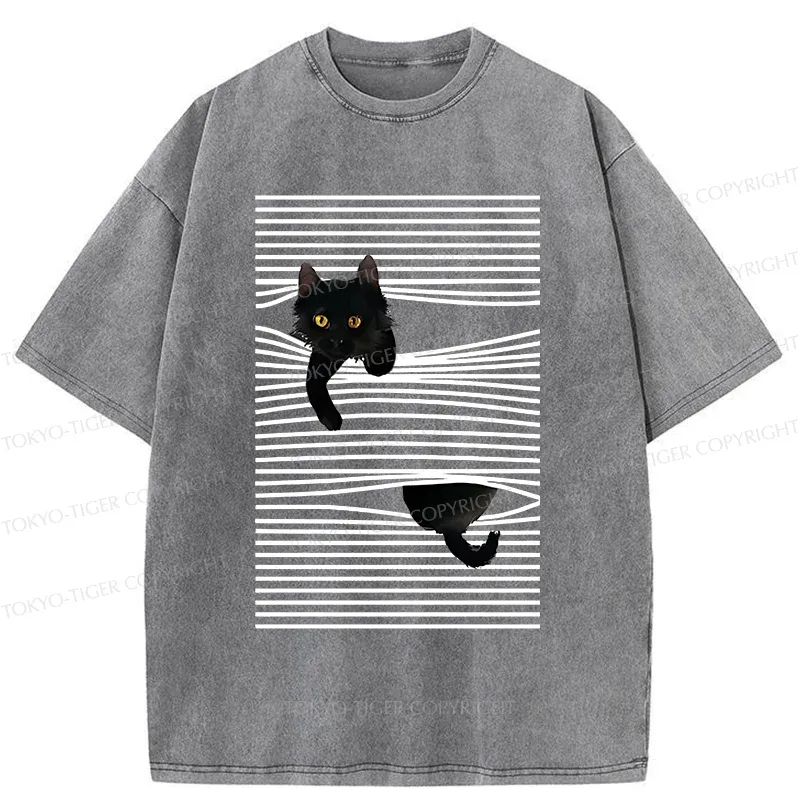 Tokyo-Tiger Cat Scratching Curtain Washed T-Shirt