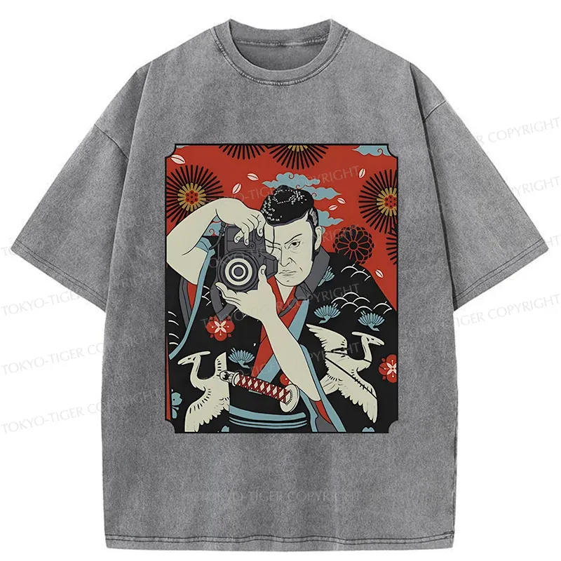 Tokyo-Tiger Samurai Is Taking Photos Washed T-Shirt