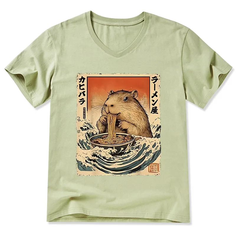 Tokyo-Tiger Hamster Eating Ramen V-Neck Classic T-Shirt