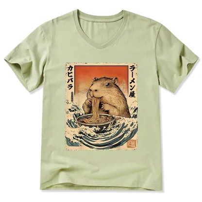 Tokyo-Tiger Hamster Eating Ramen V-Neck Classic T-Shirt