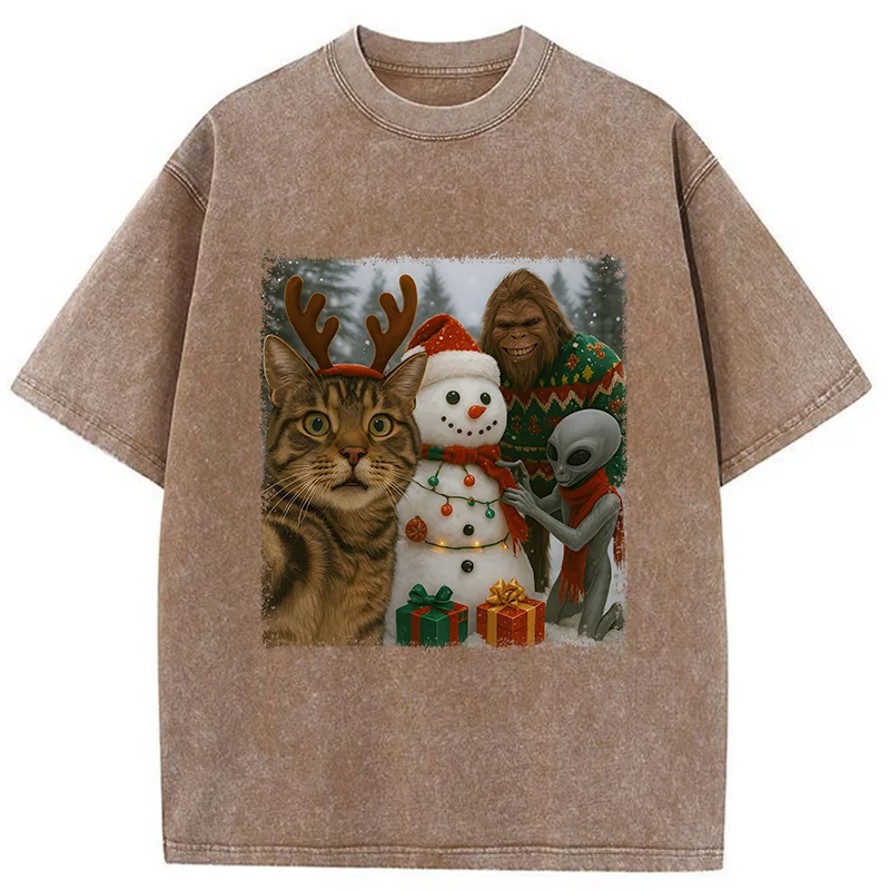 Tokyo-Tiger Christmas Cat Selfie Funny Washed T-Shirt