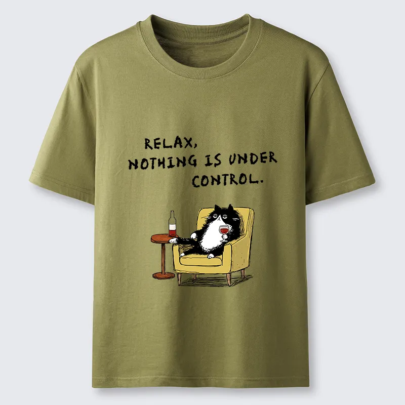 Tokyo-Tiger Unavailable Cat: Nothing Is Under Control Classic T-Shirt