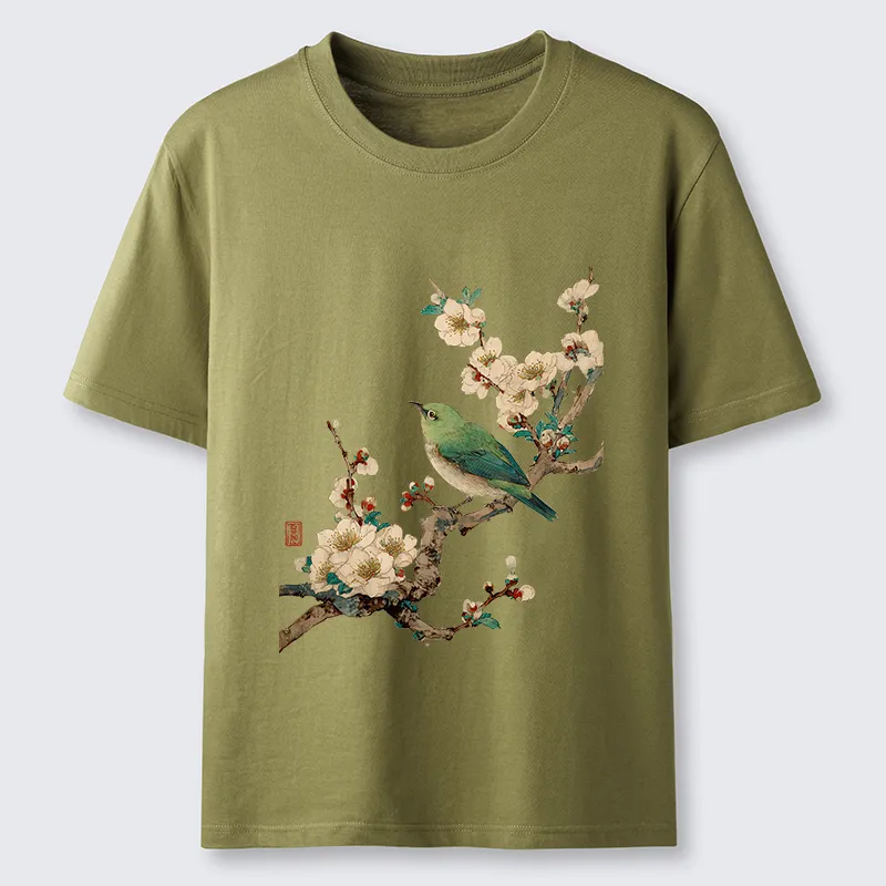 Tokyo-Tiger Perched In Bloom Classic T-Shirt