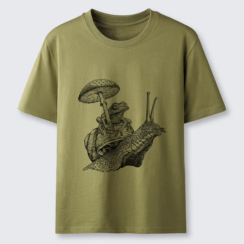Tokyo-Tiger Snail Is Carrying A Frog On Its Back Classic T-Shirt