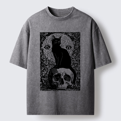Tokyo-Tiger Black Cat Sitting On the Skull Washed T-Shirt