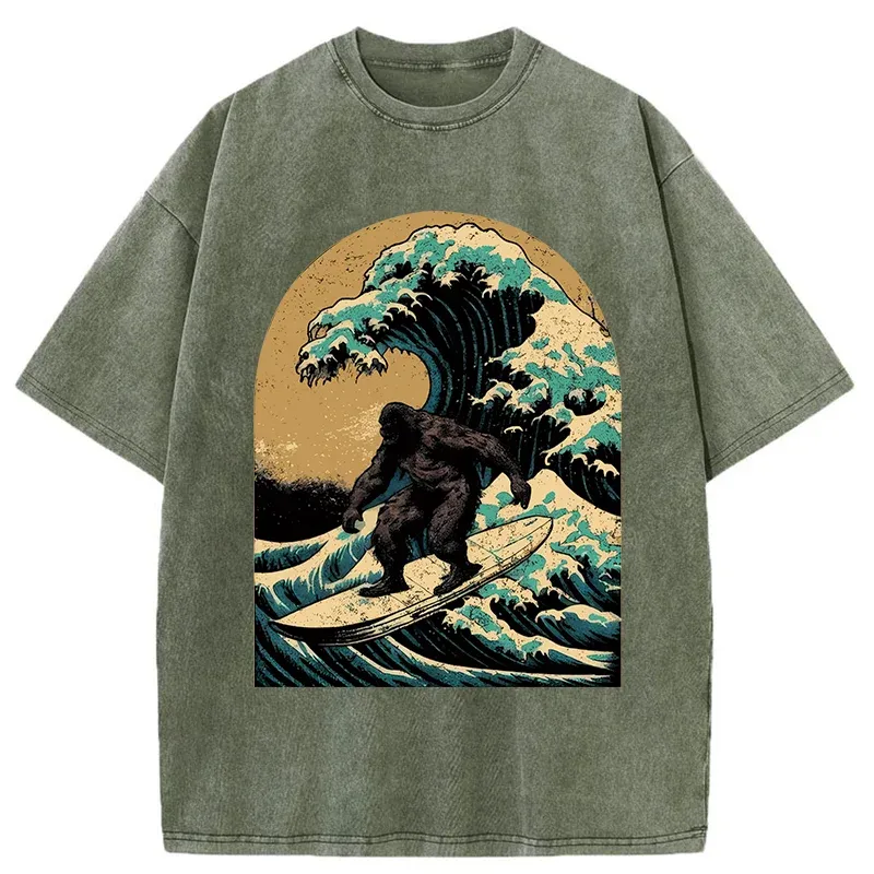 Tokyo-Tiger Bigfoot Surfing Washed T-Shirt