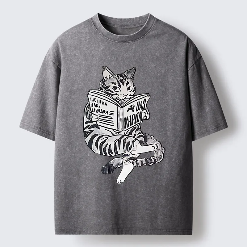 Tokyo-Tiger Cat Reading Books Washed T-Shirt