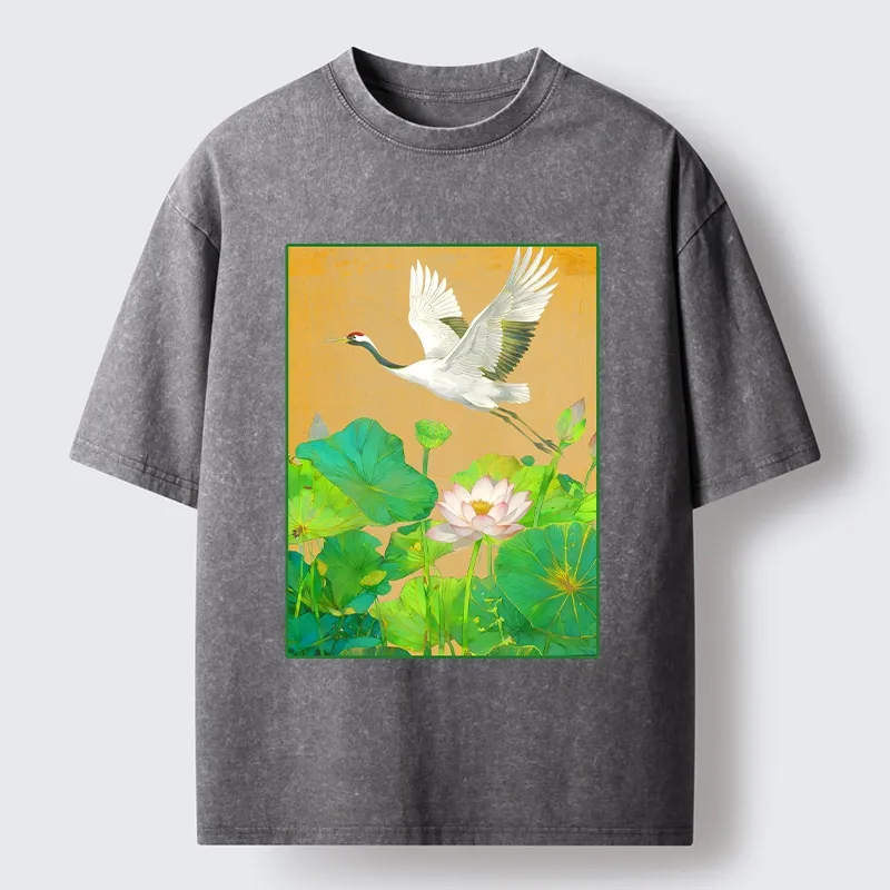 Tokyo-Tiger Crane Flying Over Lotus Art Washed T-Shirt
